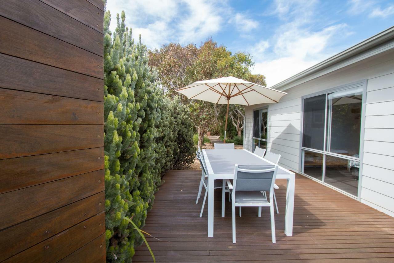 Coorong Waterfront Retreat Villa Meningie Exterior photo